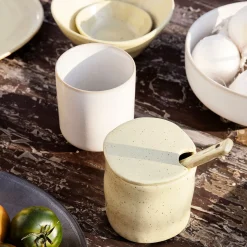 Ferm LIVING Flow Syltetoykrukke Med Skje Gulspettet Best