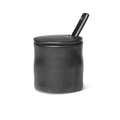 Ferm LIVING Flow Syltetoykrukke Med Skje Svart Fashion